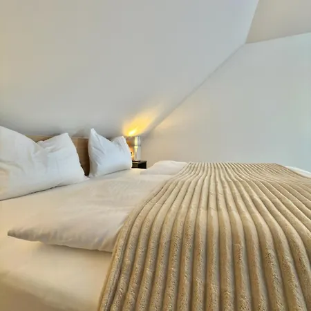 Bed and Breakfast Feinzeit Am Windfelder - Ruhe & Nahe Bamberg 3*